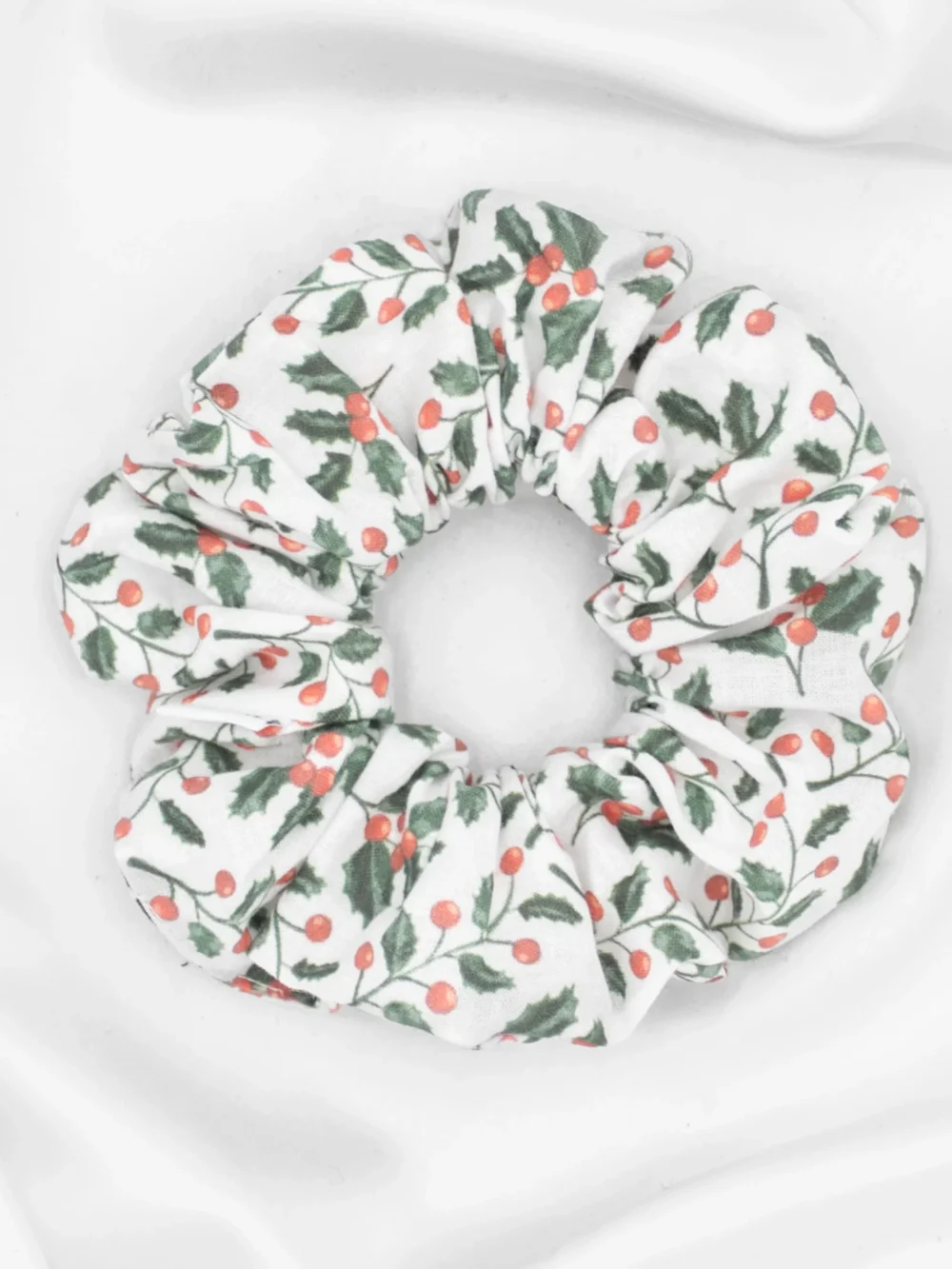 Midi Scrunchie – Mistletoe Glow